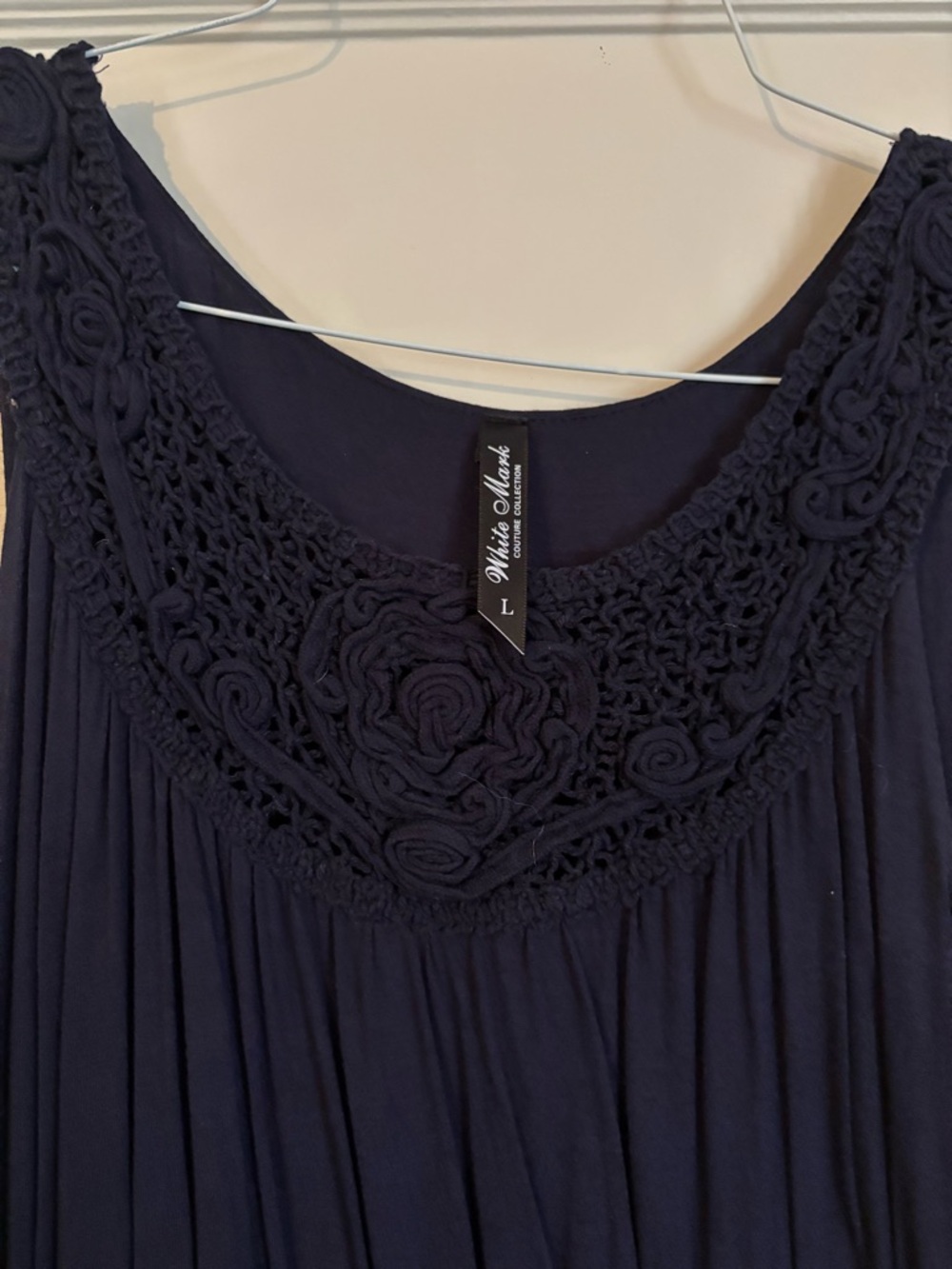 White Mark Navy Blue Pleated Sleeveless Dress with Crochet Yoke